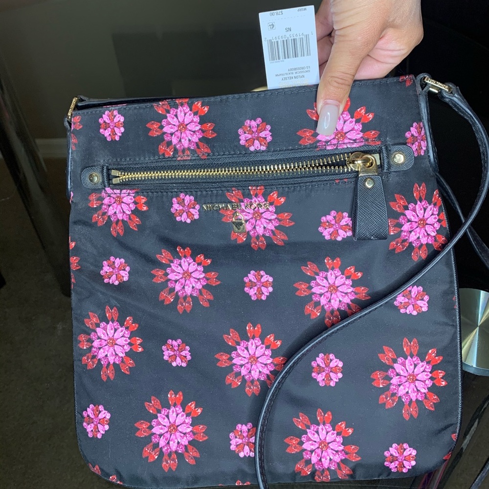 Michael kors cross body never used